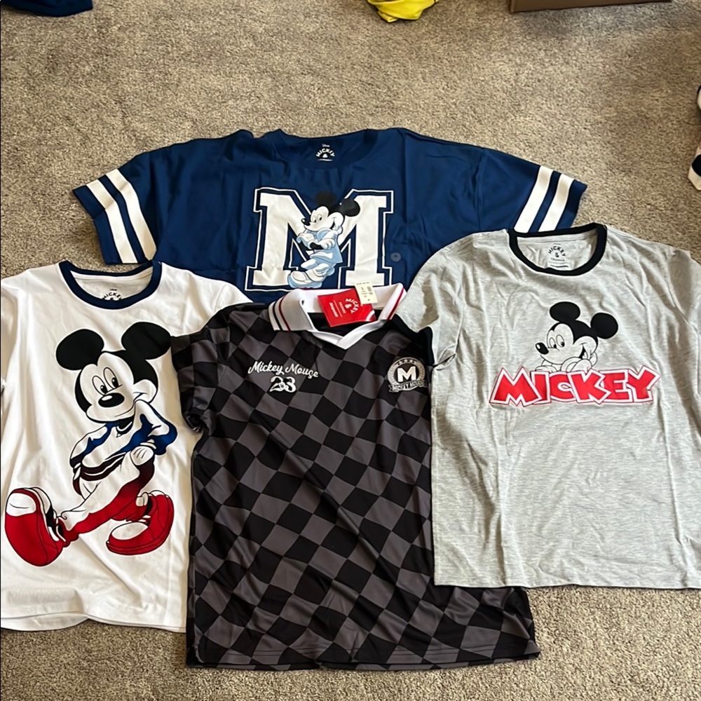 Aeropostale Disney Men’s shirt bundle
